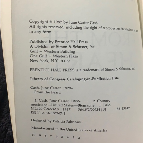 JUNE CARTER CASH SIGNED BOOK - Picture 16 of 16